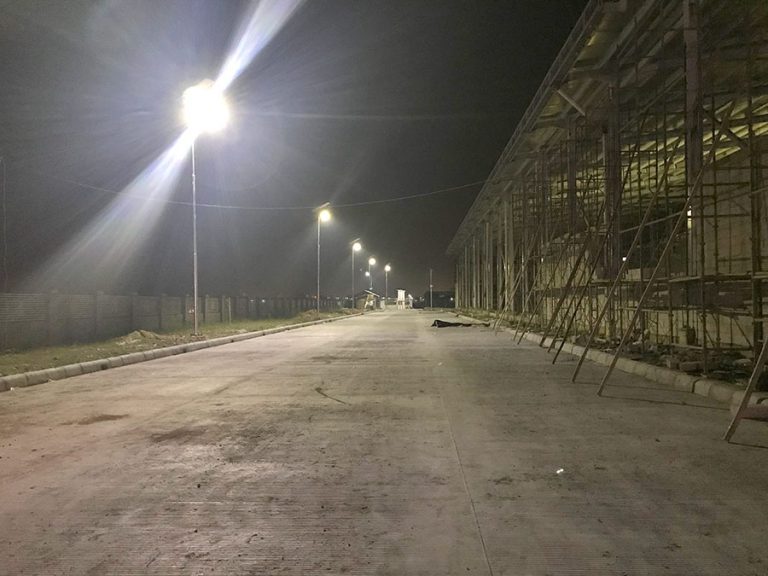 Solar led street light all in one